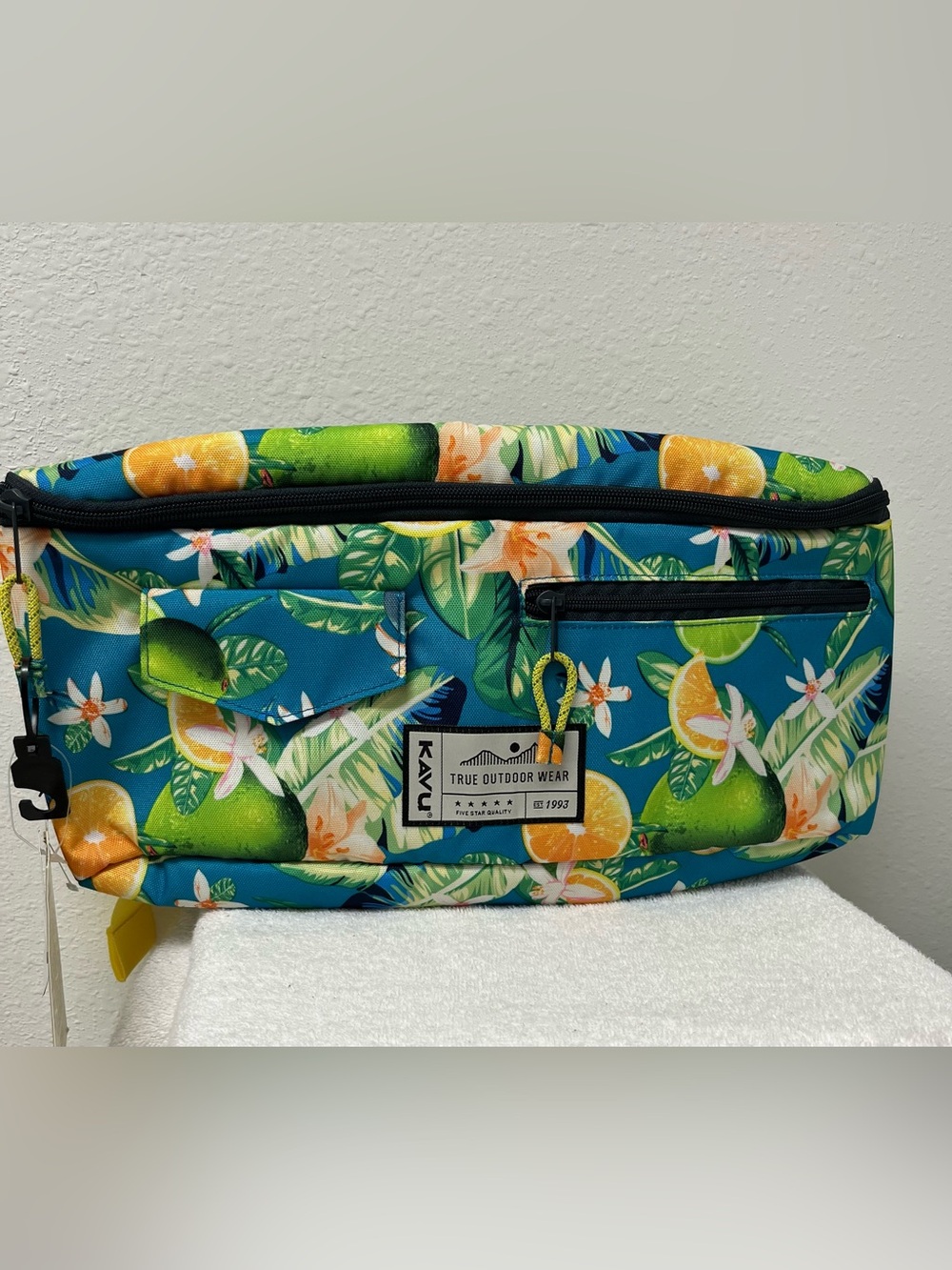 KAVU Kiyo Carryall Waist Pack Ocean Citrus Floral Fruit Print Hiking